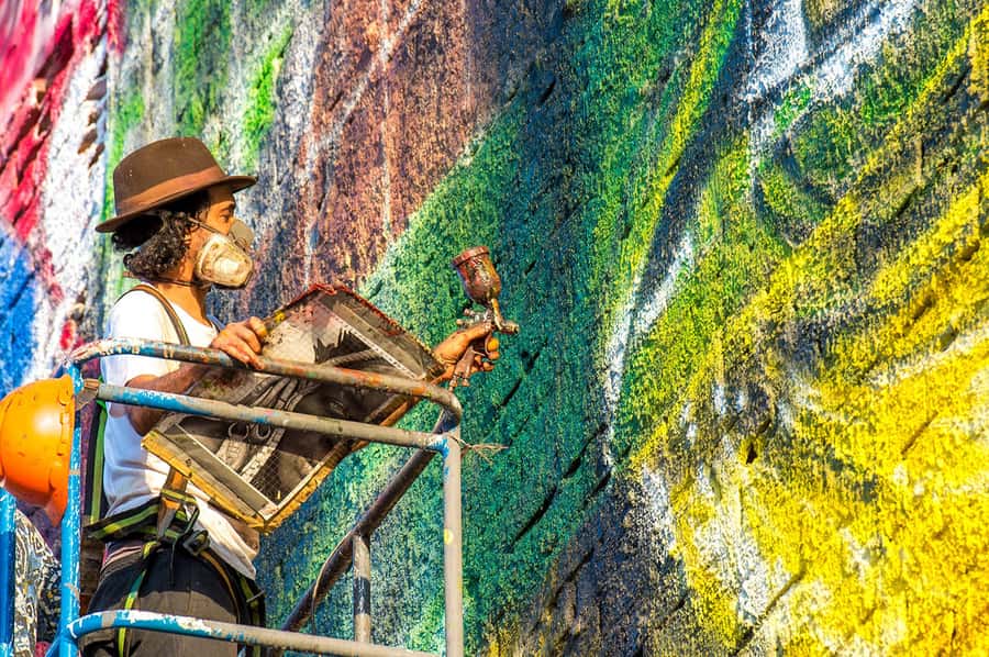 3-Hour Urban Arts Walking Tour - More than graffiti: noticing Rio’s public details