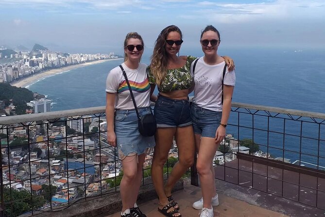 A socio-educational and gastronomic experience in the Vidigal favela - Riding a motorcycle taxi to Vidigal’s highest point