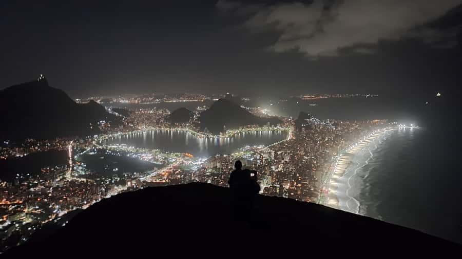AVenturismo 2 Irmãos hill + Vidigal Favela - Key points to know before you book