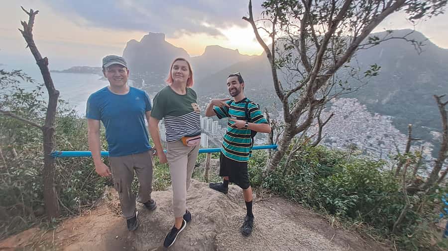 AVenturismo 2 Irmãos hill + Vidigal Favela - Booking and cancellation details
