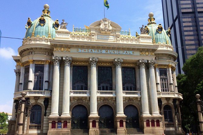 Centro Historico and Lapa - Santa Teresa Walking, Historical and Bohemian Tour - Cathedral glass and the baroque churches of Largo da Carioca