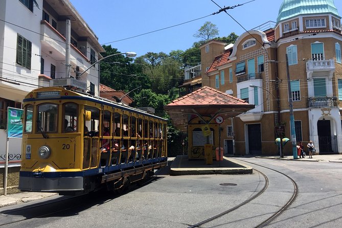 Centro Historico and Lapa - Santa Teresa Walking, Historical and Bohemian Tour - Confeitaria Colombo and the old pedestrian streets