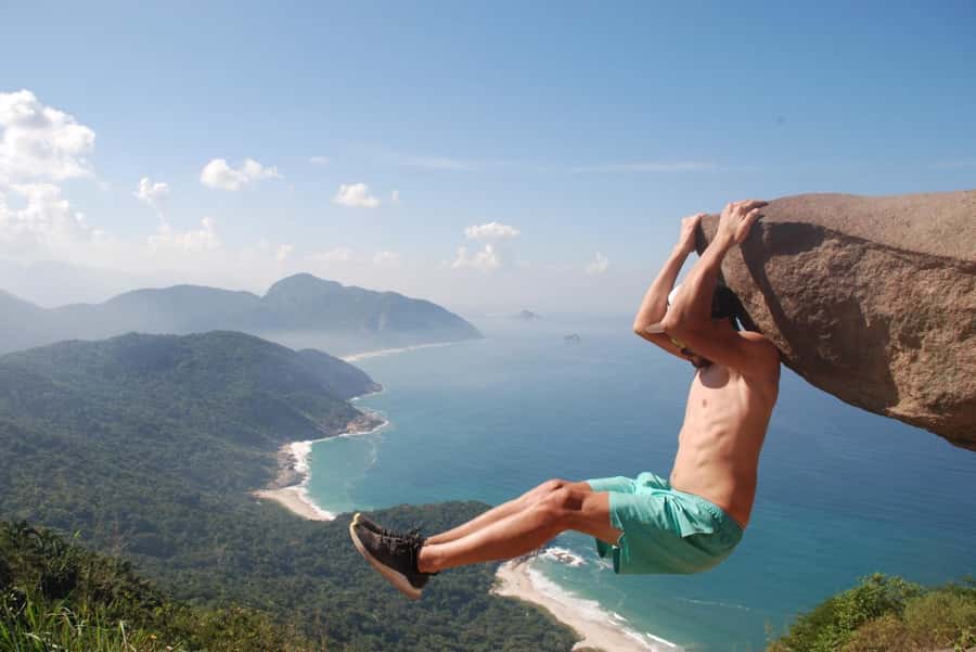 Discover Pedra do Telégrafo: Scenic Hike with Expert Guide - Key Points at a Glance
