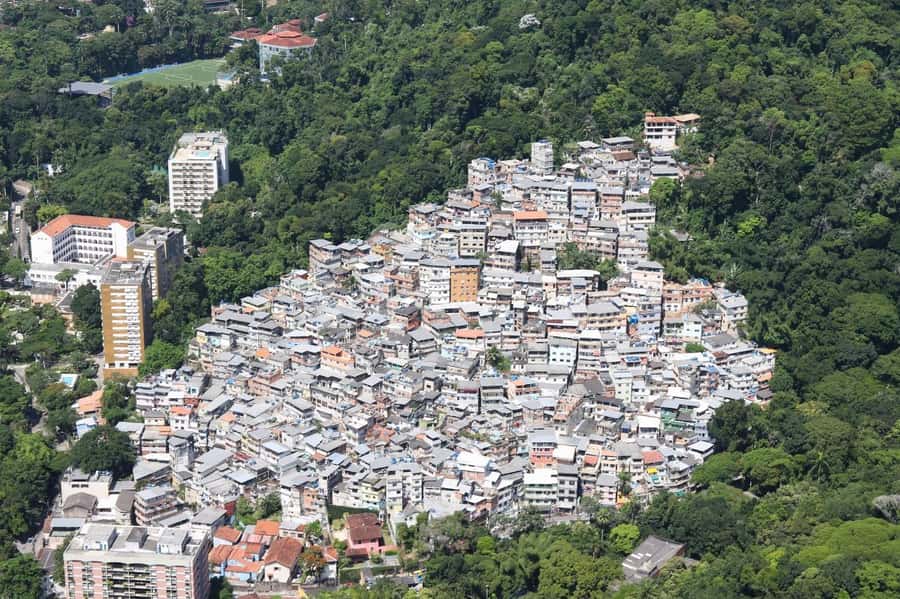 Discover Rocinha: Guided Tour of the Famous Favela - Murals and graffiti with meaning