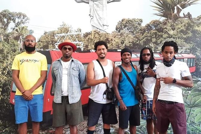 Explore the history and culture of Favela da Rocinha - Starting at São Conrado Metro