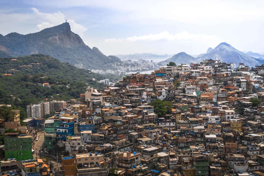 Favela Tour The Original, Rocinha & Vila Canoas since 1992 - Guides who explain the social contrasts