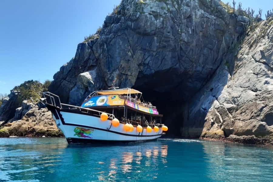 From Rio: Arraial do Cabo Day Trip with Boat Tour - Prainhas do Pontal and the cliffs of Pontal do Atalaia