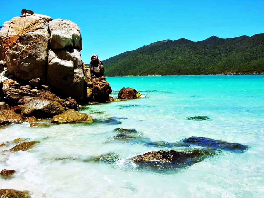 From Rio: Arraial do Cabo - The Brazilian Caribbean Daytrip - Gruta Azul and the sea stops