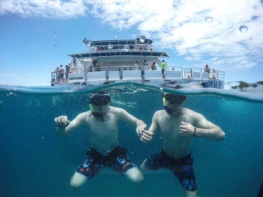 From Rio: Full Day in Búzios with Catamaran Tour and Lunch - Rua das Pedras and your free time in town