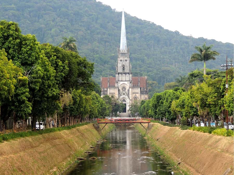 From Rio: Full-Day Tour to The Imperial City of Petrópolis - The climb into Brazil’s imperial past