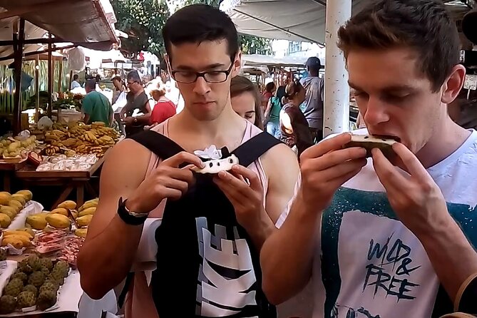 Guided Market Fruit Tasting in Rio with 15+ Exotic Flavors - The guide makes or breaks the experience