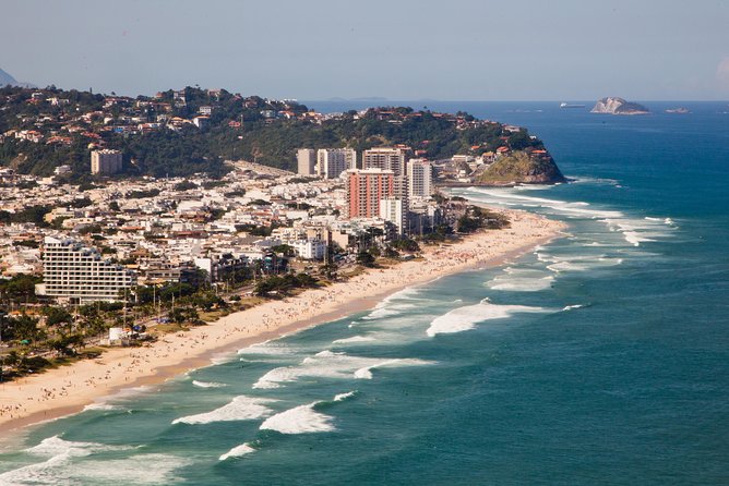 Helicopter Ride in Rio de Janeiro - 30 Minutes by Comandante Nobre - Lagoa, Jockey Club, Botanical Garden, and Tijuca Forest