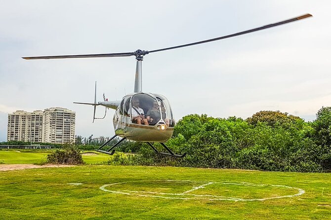 Helicopter tour in Rio de Janeiro - 25 Minutes - Doors-off flying and what to confirm