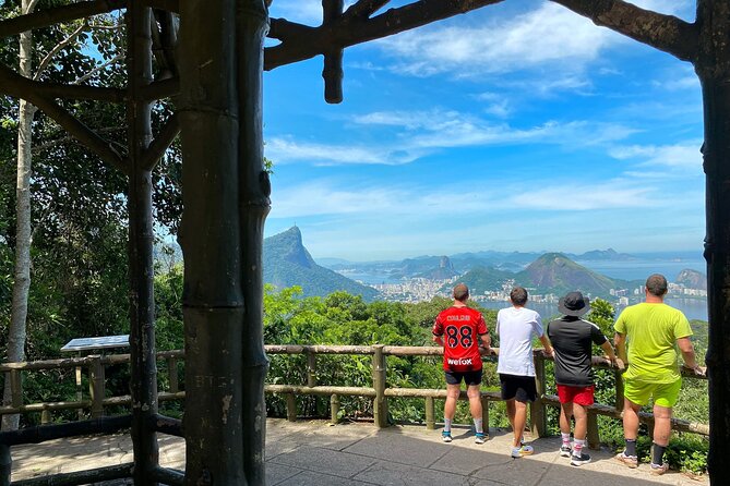 Hiking in the Tijuca Forest : Waterfalls and Caves - Taunay Waterfall: the park’s main natural landmark