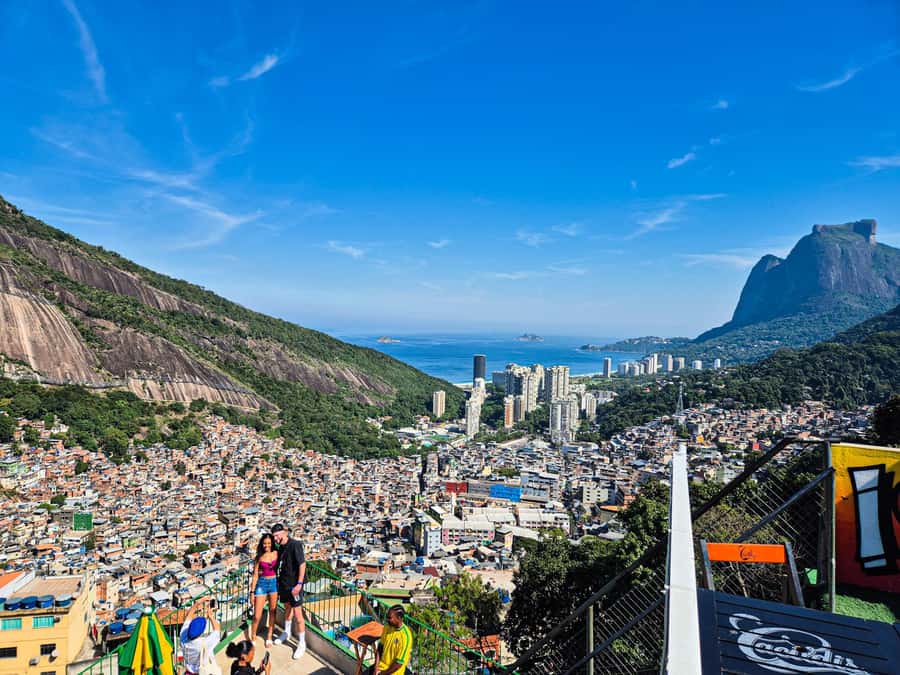 Jeep'n'Culture: Rocinha Favela and Tijuca Rainforest Tour - Who will enjoy this four-hour tour?