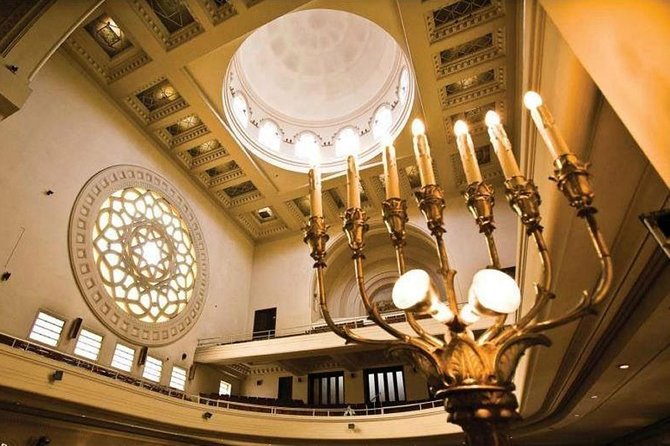 Jewish Tour in Rio de Janeiro - Leblon: Beit Lubavitch and the city’s high-end side
