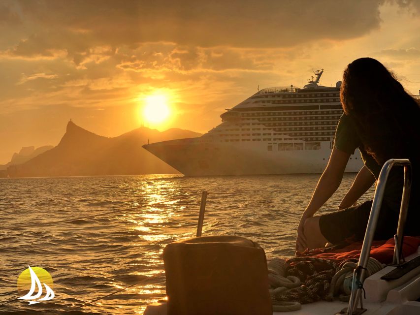 Morning Sailing Tour in Rio - Sugarloaf and Christ the Redeemer from the sea