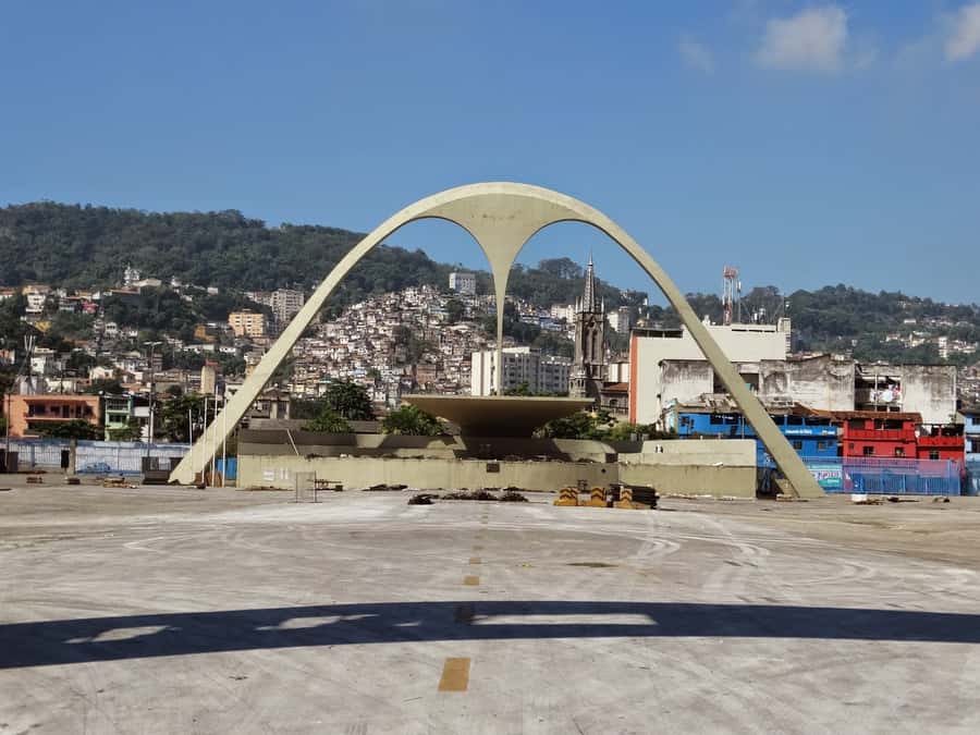 One Day in Rio: Full-Day Rio de Janeiro City Tour - Copacabana, Ipanema, and Leblon close the loop