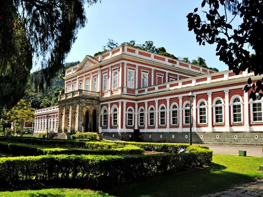 Petrópolis: Imperial City Tour - Inside the Imperial Museum and the royal collection