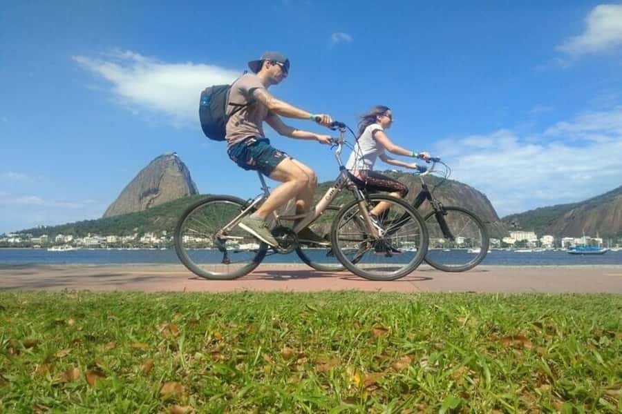 Rio Bike Tour – Discover the Beaches and Lagoon - Starting near the Fairmont at Copacabana