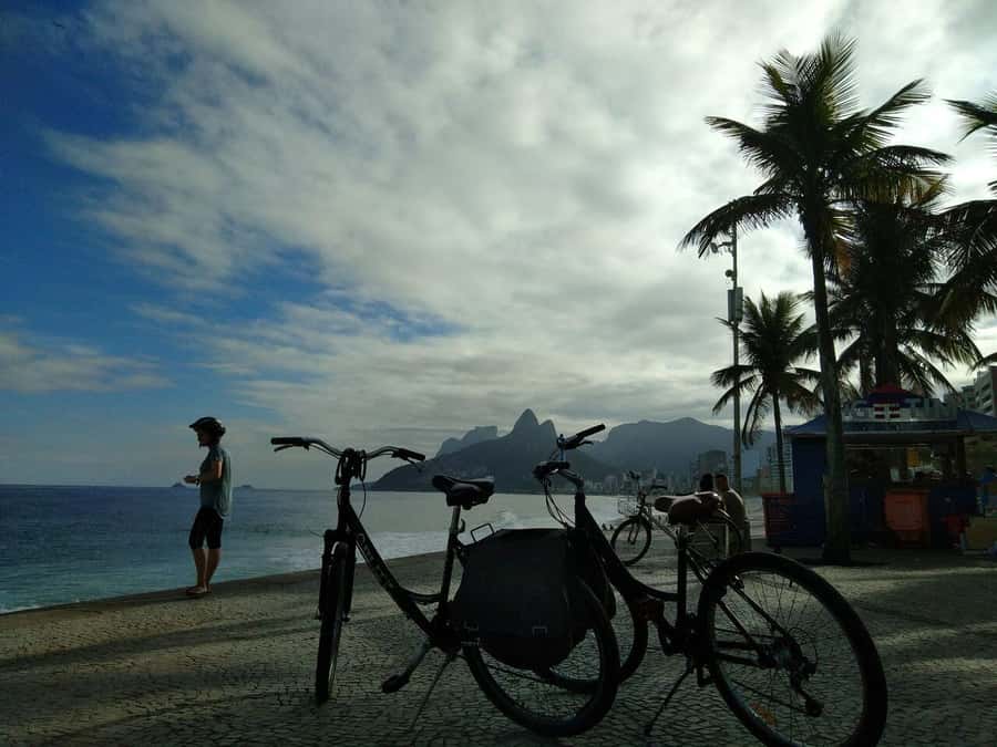 Rio Bike Tour – Discover the Beaches and Lagoon - Leblon and a coconut-water pause