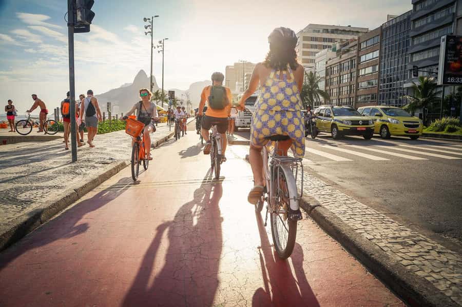 Rio Bike Tour – Discover the Beaches and Lagoon - What the guide adds, and where the tour may fall short