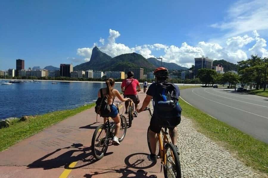 Rio Bike Tour – Discover the Beaches and Lagoon - Copacabana Beach, Rio’s grand opening scene