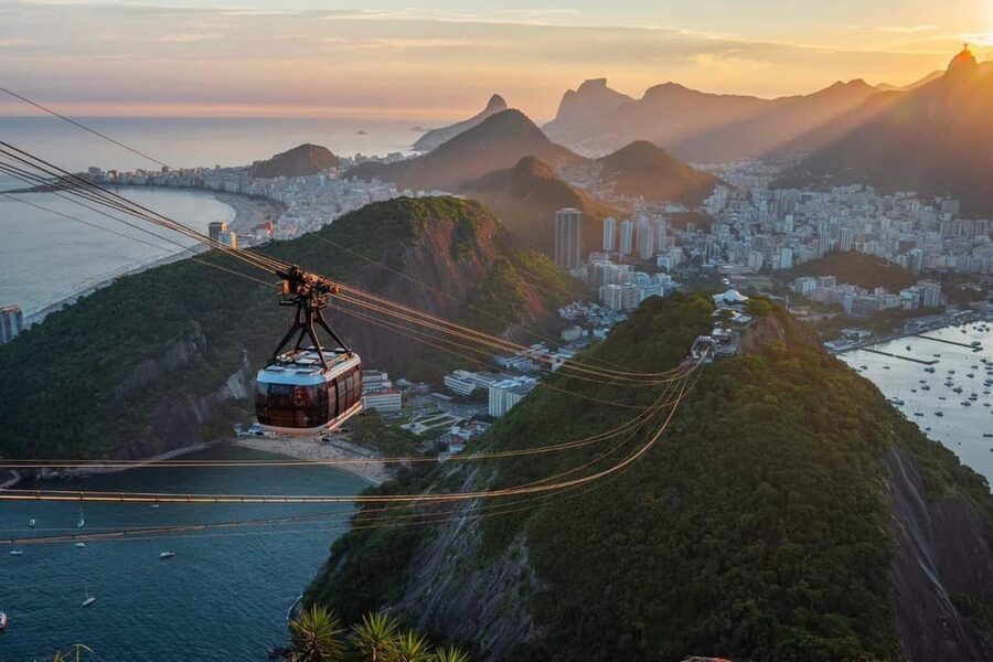 Rio: Cristo Redentor, Pão de Açúcar , almoço em churrascaria - Brazilian steakhouse lunch