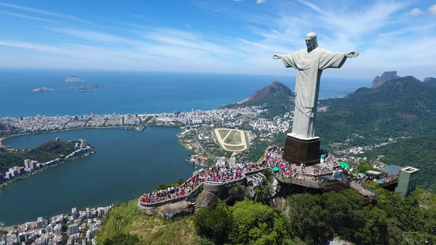 Rio de Janeiro: 30-Min Helicopter Ride with Transfers - Who Will Enjoy This Most