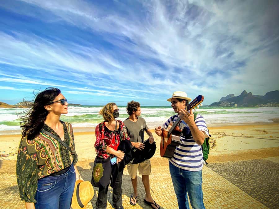 Rio de Janeiro: Bossa Nova Walking Tour with Guide - Tom Jobim, Laura Alvim, and the final music stops