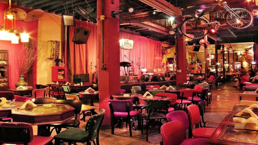 Rio de Janeiro: Brazilian Music at Rio Scenarium with Dinner - Why Rio Scenarium Makes This Evening Different