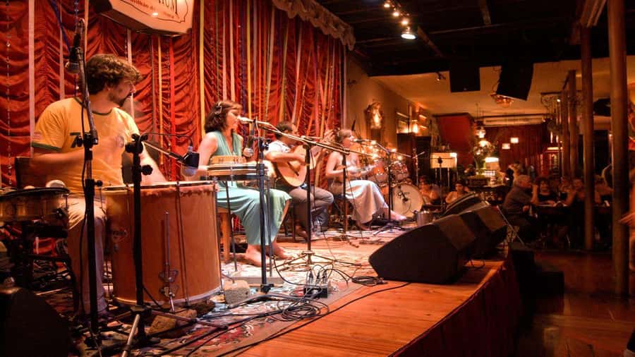 Rio de Janeiro: Brazilian Music at Rio Scenarium with Dinner - The 7 p.m. Pickup and Ride to Lapa