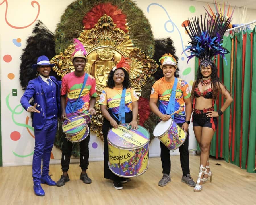 Rio de Janeiro: Carnaval Backstage Tour and Samba Class - Hotel transfers take stress out of the outing