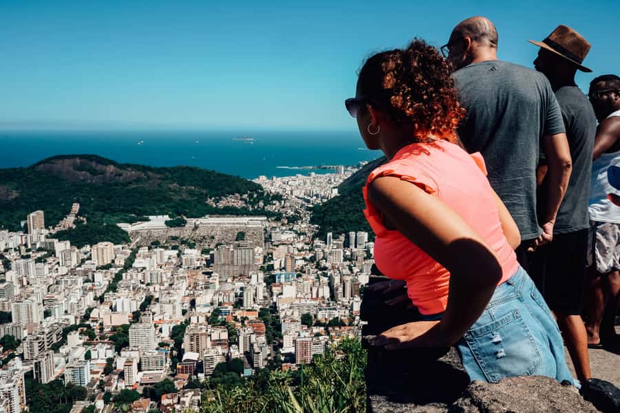 Rio de Janeiro: Christ the Redeemer, Sugarloaf, & City-tour - What the guide adds to a fast schedule