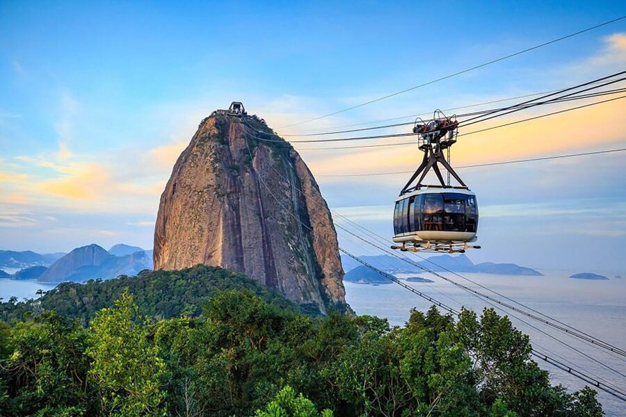 Rio de Janeiro: City Sightseeing Full Day Tour - Sambadrome connects the city to Carnival