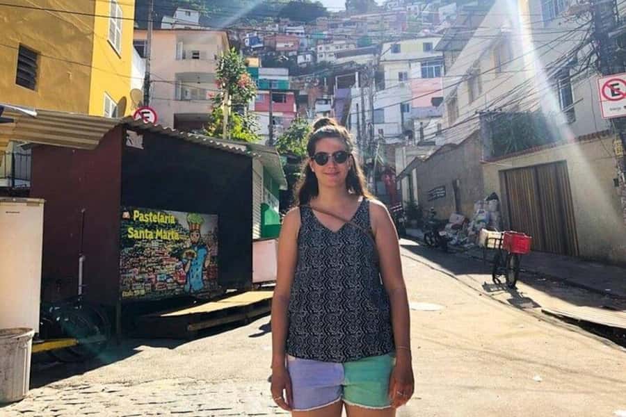 Rio de Janeiro: Favela Jeep Tour to Rocinha and Capoeira - Capoeira, crafts, and local customs