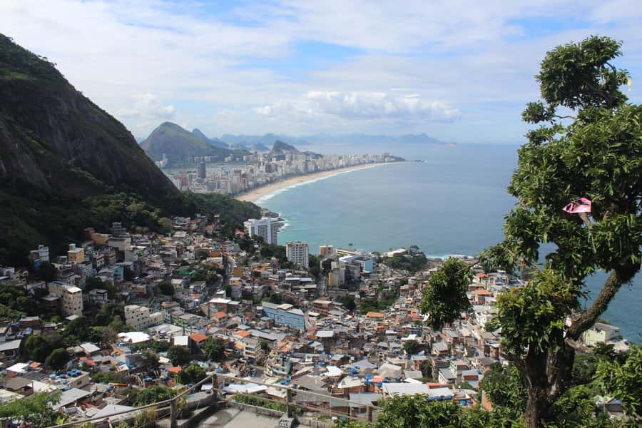 Rio de Janeiro: Favela Tour with Hotel Transfers - Entering Rio’s Favelas With Context