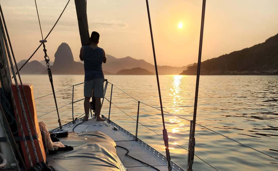 Rio de Janeiro: Guanabara Bay Sunset Sailing Tour & Drinks - Who will enjoy this sailing most