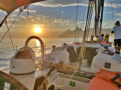 Guanabara Bay Sunset Sailing Tour & Drinks