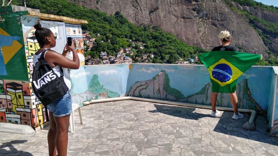 Rio De Janeiro: Half-Day Rocinha Favela Walking Tour - Walking into Rocinha with a local guide