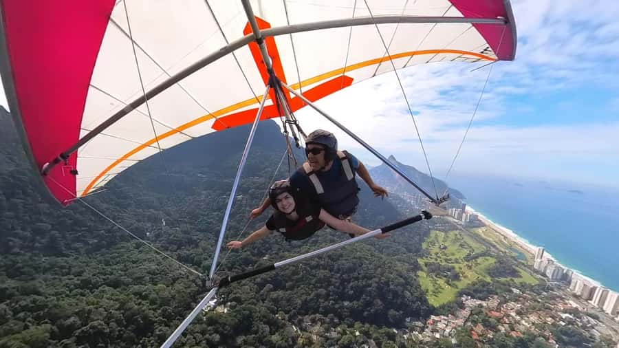 Rio de Janeiro: Hang Gliding or Paragliding Experience - Key points before you book