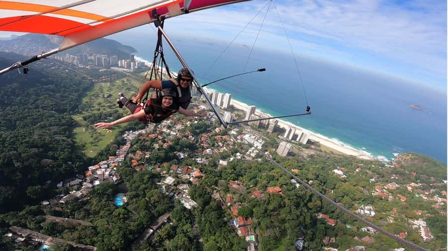 Rio de Janeiro: Hang Gliding or Paragliding Experience - Hang gliding or paragliding?