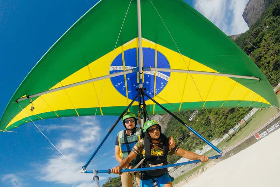 Rio de Janeiro: Hang Gliding Tandem Flight - Why Pedra Bonita is such a good place to fly
