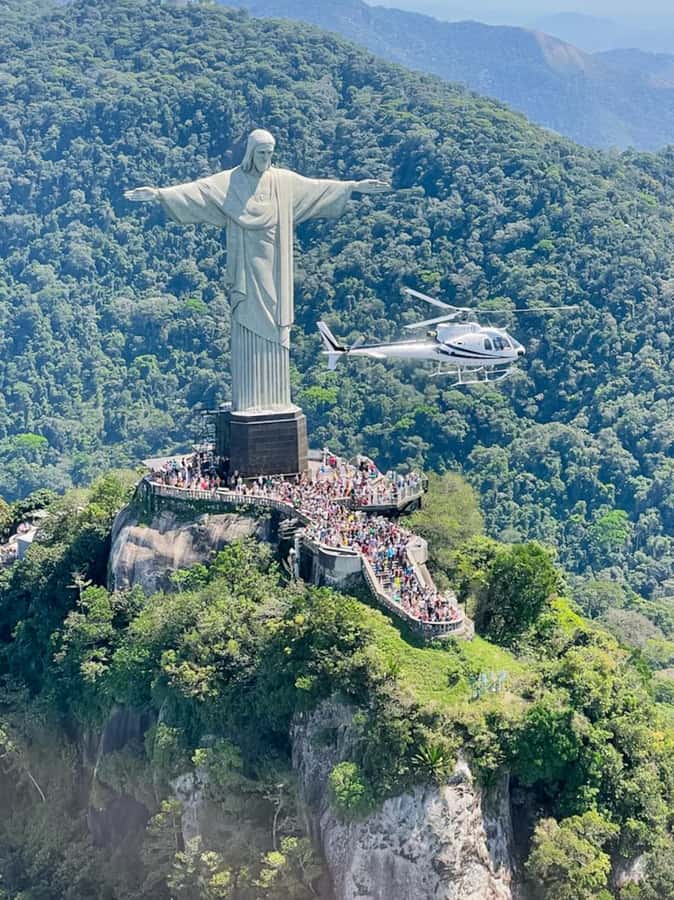 Rio de Janeiro: Helicopter Flight Christ the Redeemer 30 min - What the 30-minute flight feels like