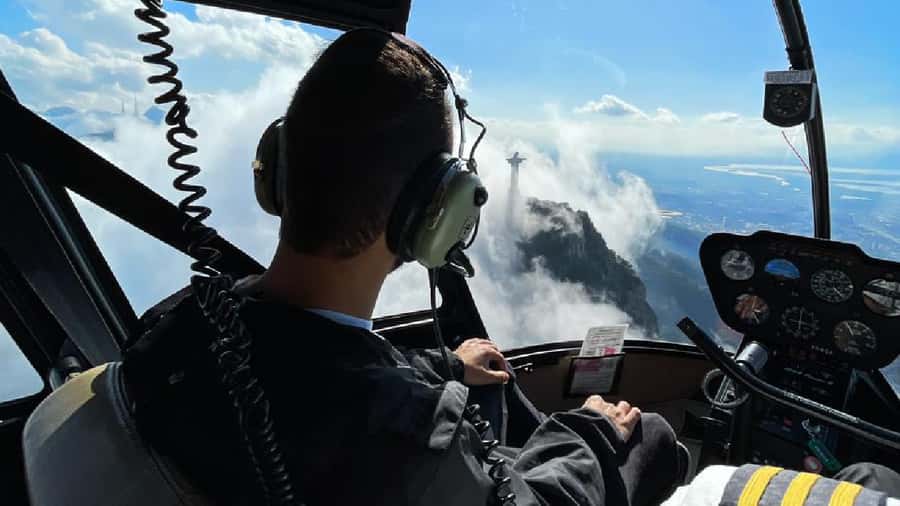 Rio de Janeiro: Helicopter Tour - Christ the Redeemer Is the Defining Moment