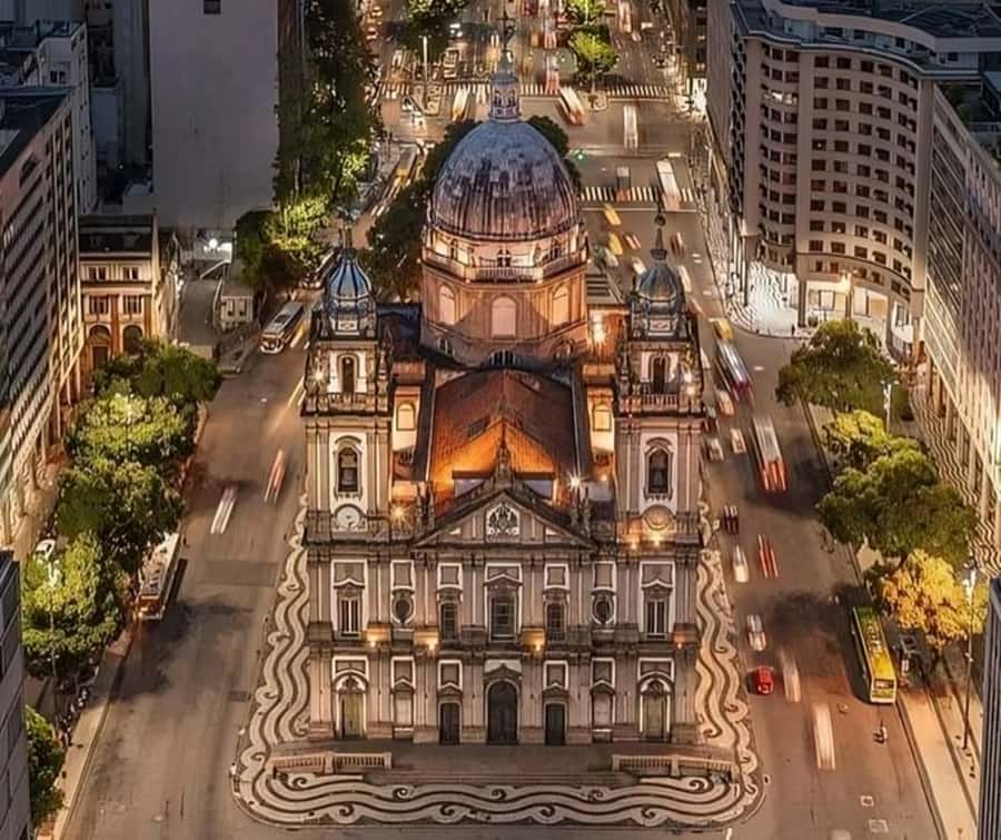 Rio de Janeiro : Must-See Sites Walking Tour With A Guide - Key Points Before You Book