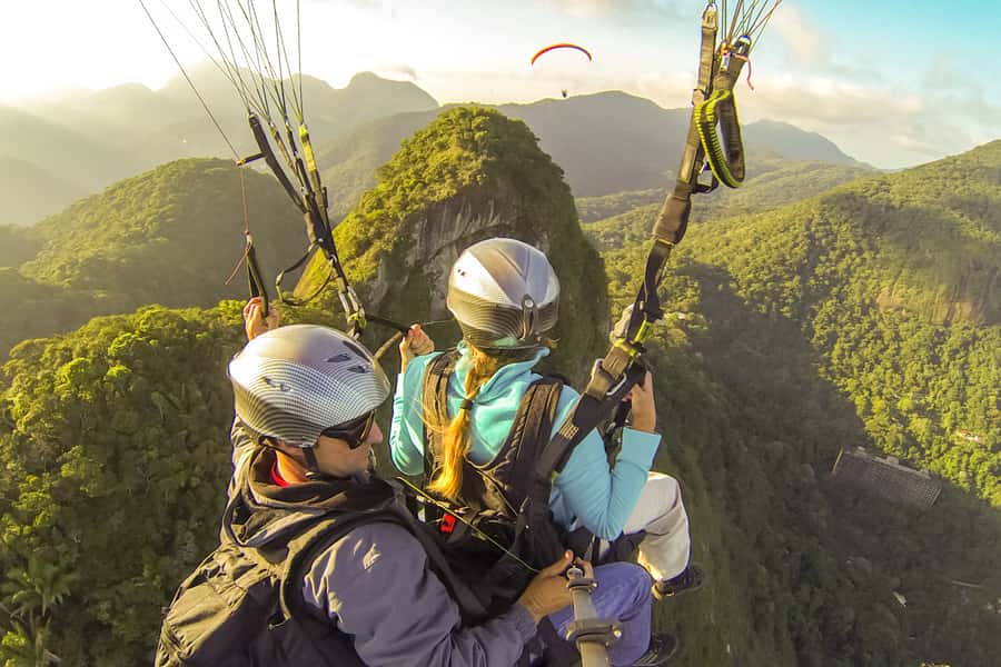 Rio de Janeiro: Paragliding Tandem Flight - Meeting near Hortifrutti and heading uphill