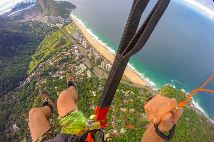 Rio de Janeiro: Paragliding Tandem Flight - Language, group size, and the human side