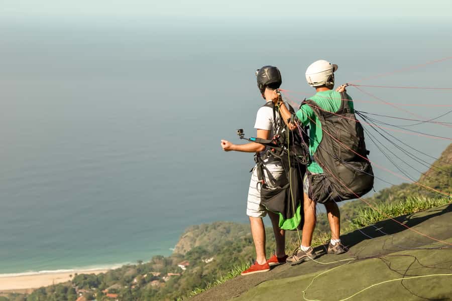 Rio de Janeiro: Paragliding Tandem Flight - Who should book this Rio adventure