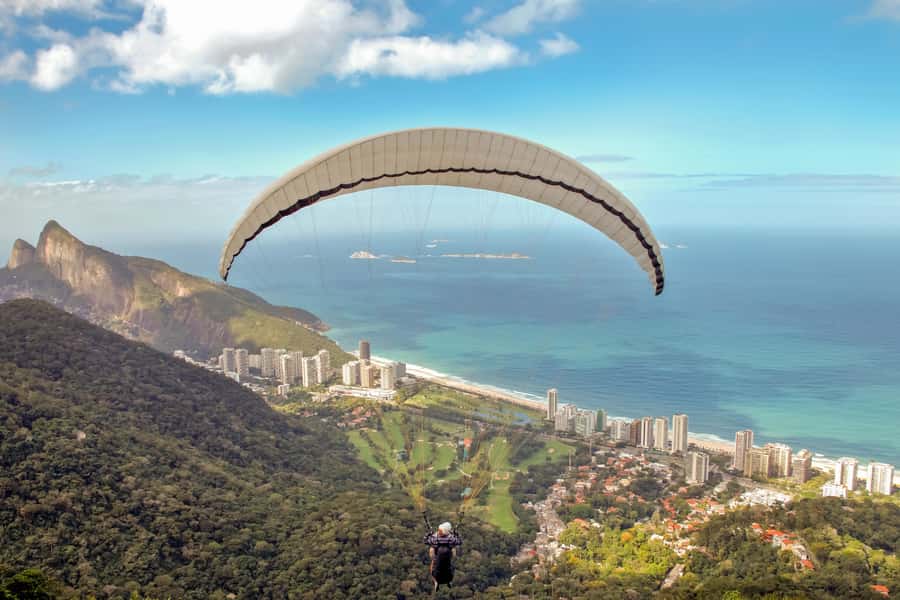 Rio de Janeiro: Paragliding Tandem Flight - The briefing before takeoff